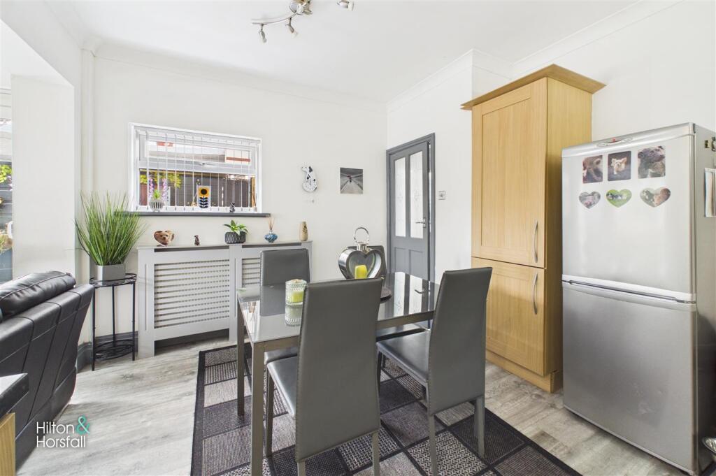 House in Pendle, Southfield, Nelson - More