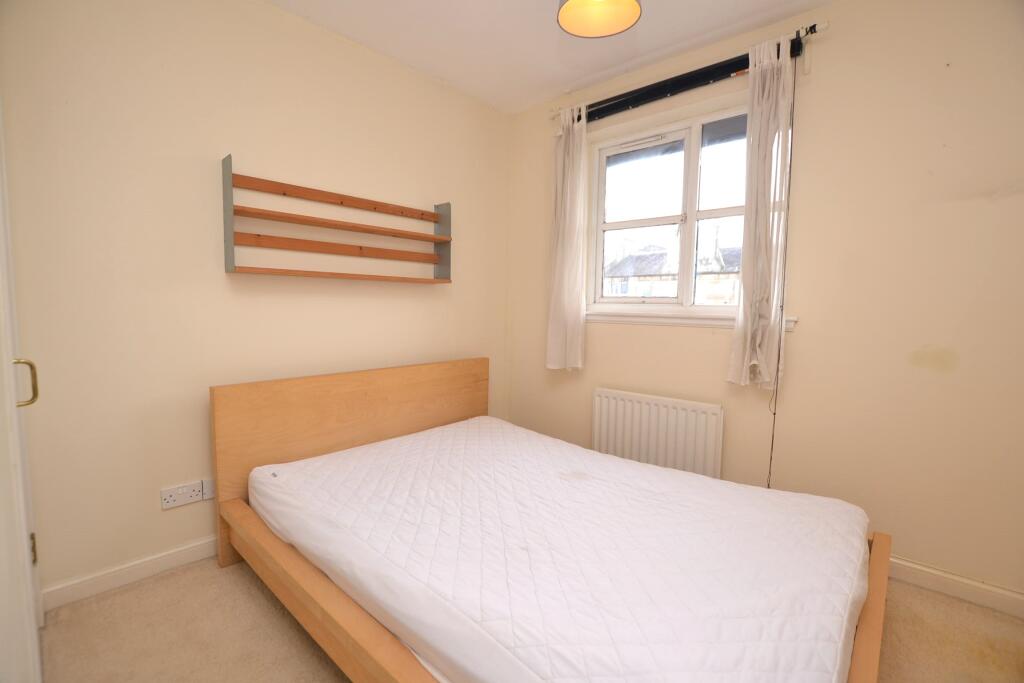 Apartment in Edinburgh, Roseburn - More