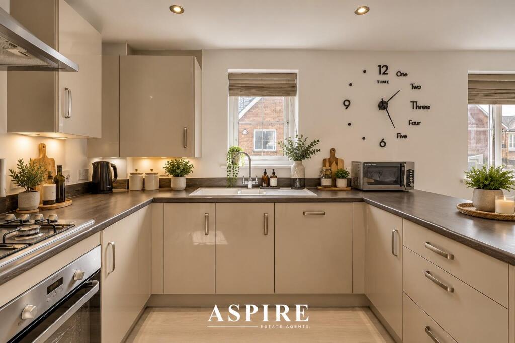 Apartment in Basildon, Essex - View 3