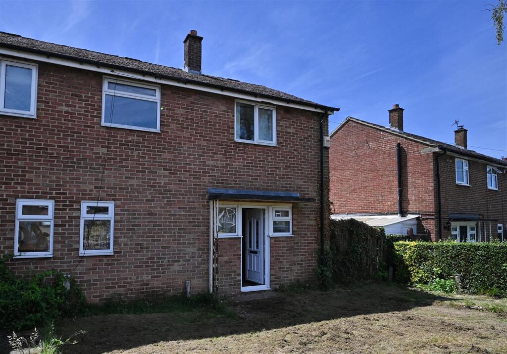 Malmstone Avenue, Merstham, RH1 3JL - View 5