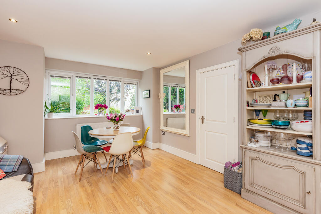 Main image of property: FAIRFAX ROAD, OXFORD, OX4