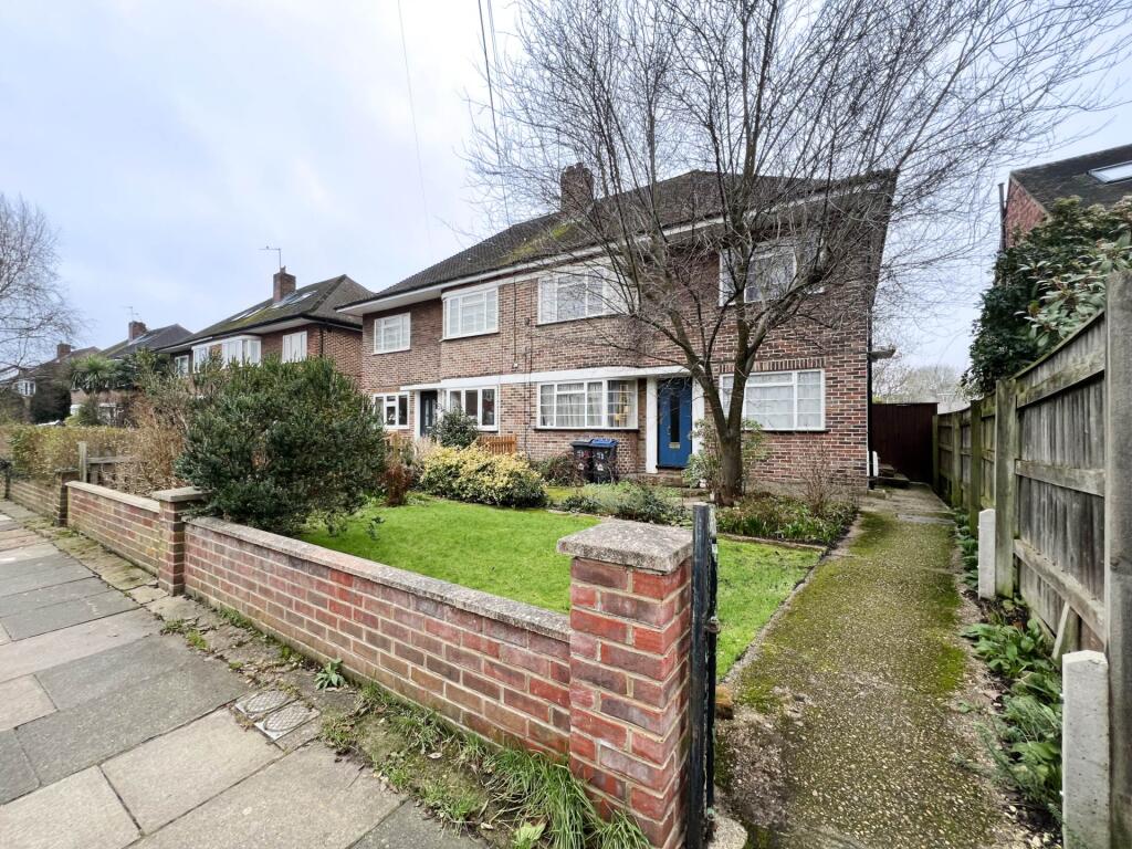 Main image of property: Richmond Rd, London