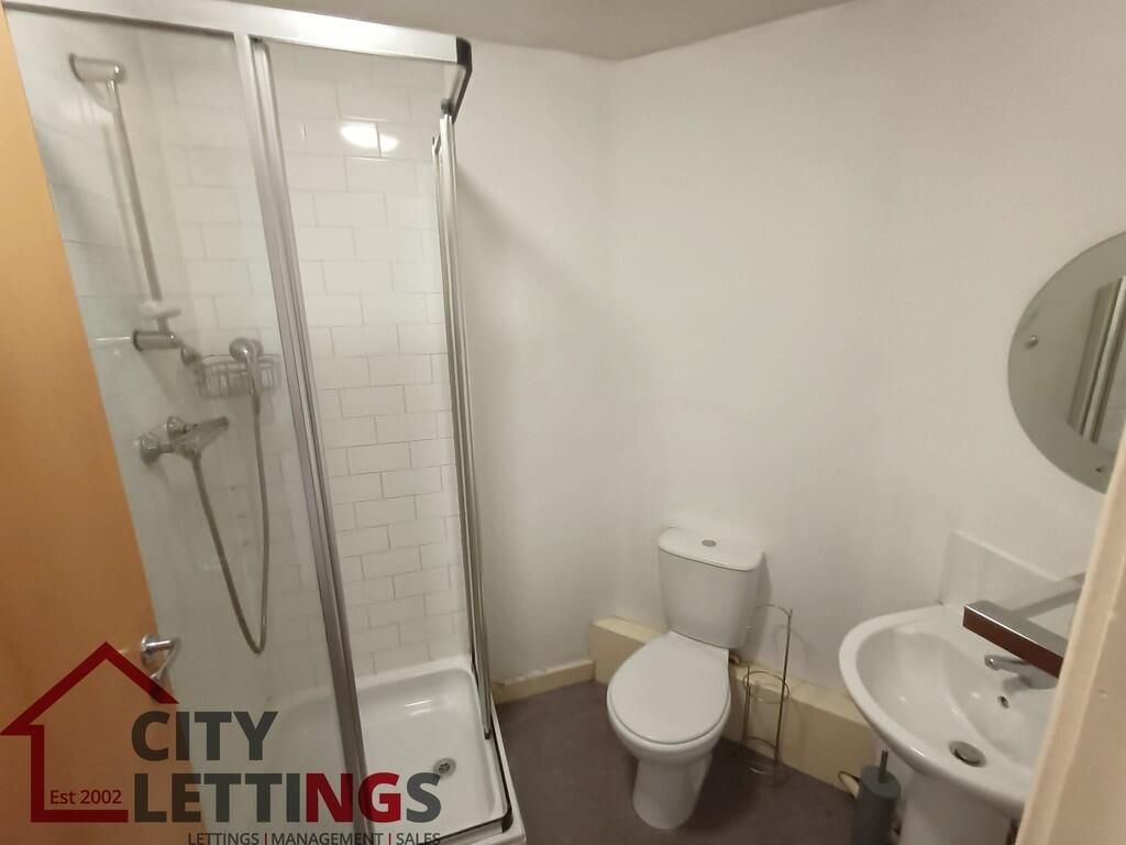 2 bedroom ground floor flat for rent