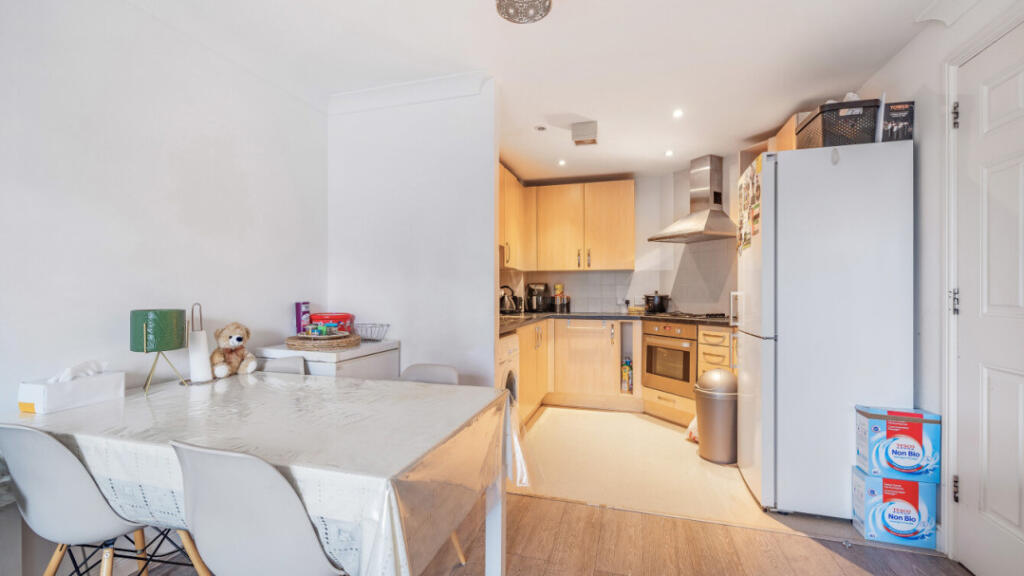 Mercer Court, E1 4SG photo 4