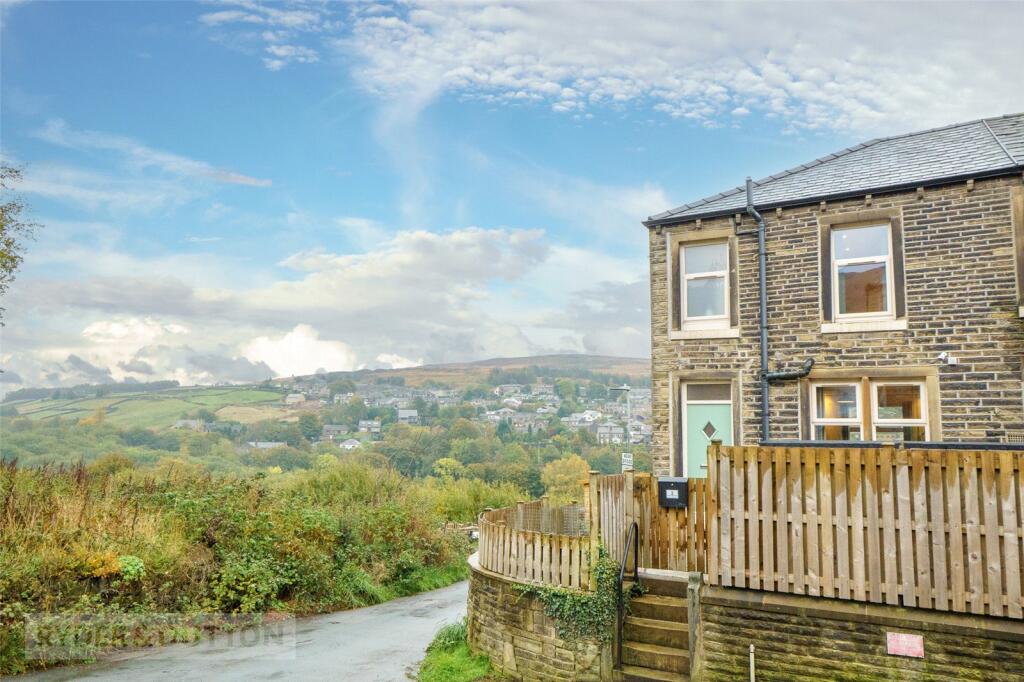 2-bed terraced on Plains, Marsden, Huddersfield, West Yorkshire, HD7, £250,000