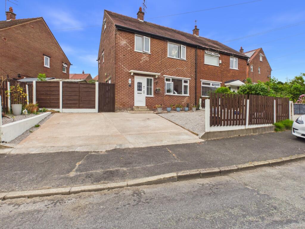 Main image of property: MANOR ROAD, DENTON, MANCHESTER, M34 7SN