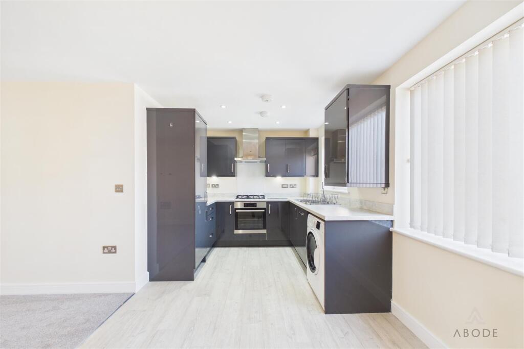 Apartment in East Staffordshire, Burton - More