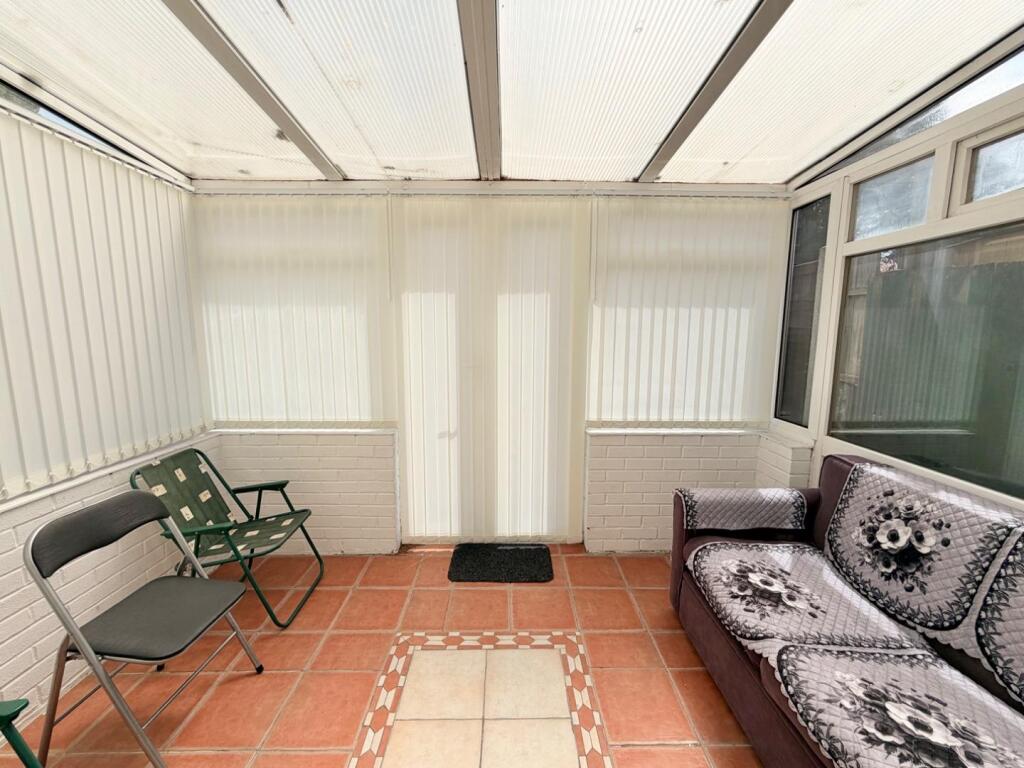 Helmswood Drive, Chelmsley Wood, Birmingham - View 4