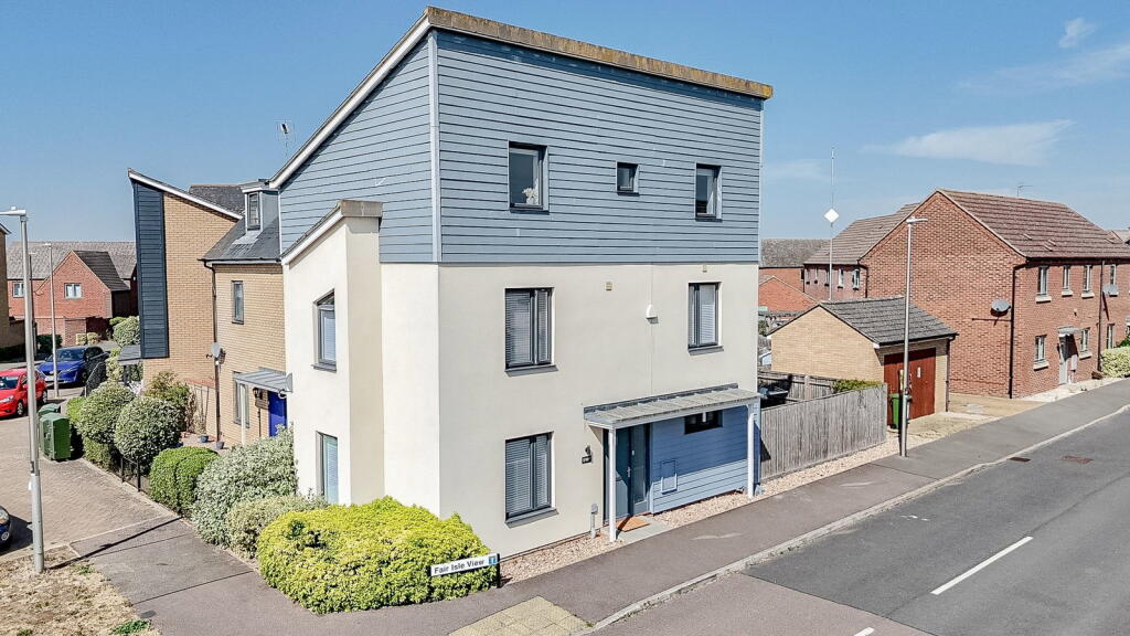Main image of property: Fair Isle View, Oakridge Park, Milton Keynes, MK14