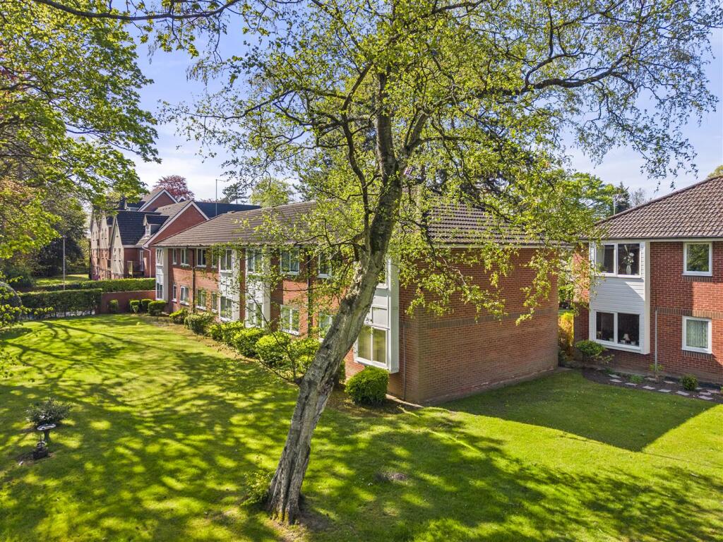 Main image of property: 5 Guardian Mews, Cotteril Close, Manchester