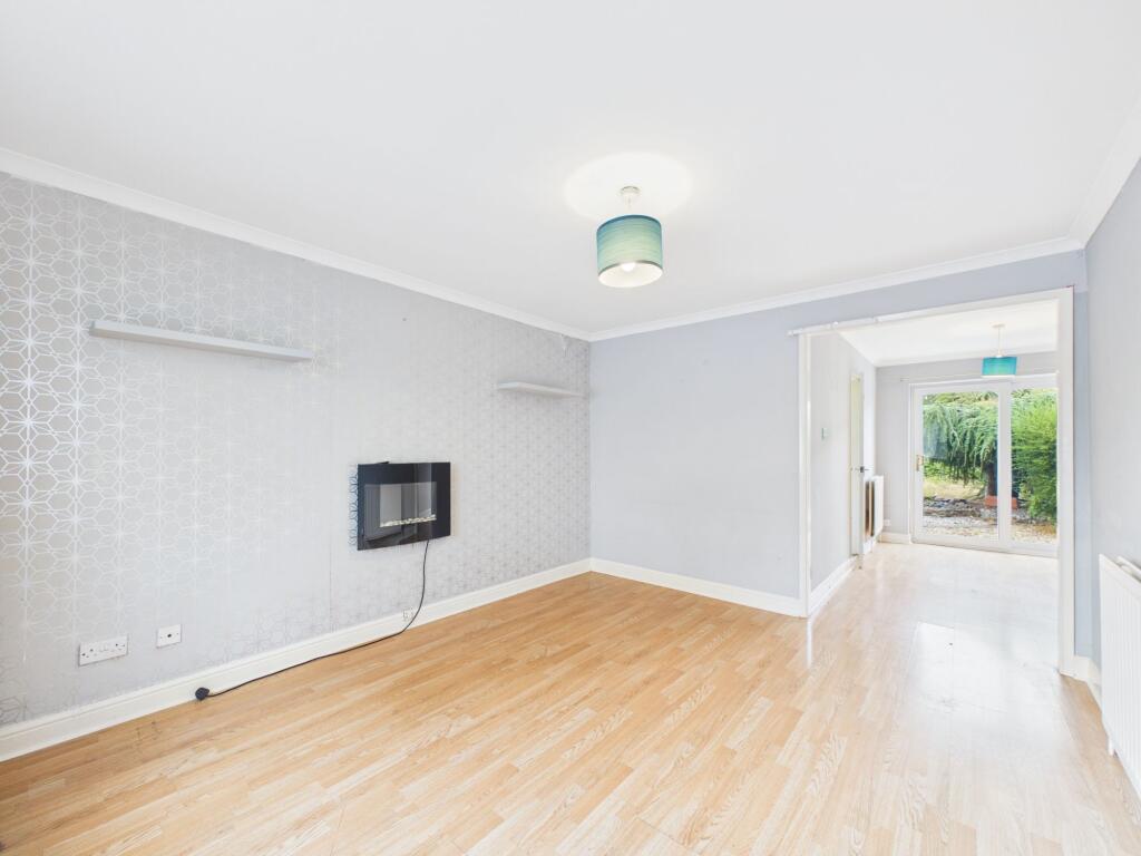 House in Peterborough, Orton Longueville - View 3