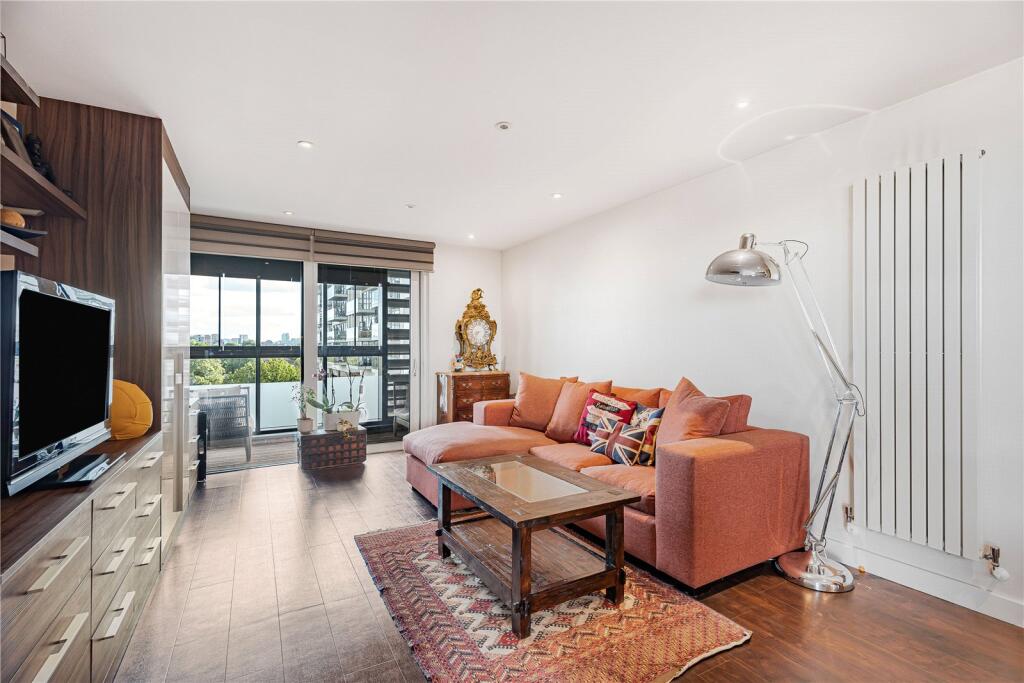 Apartment in London - More