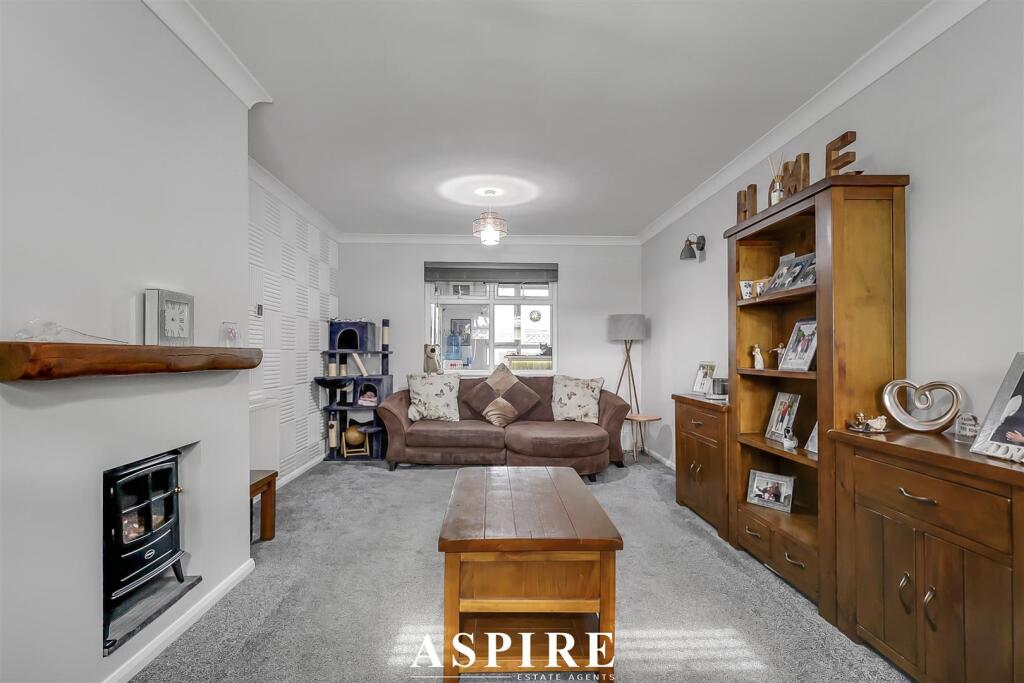 House in Romford - View 3