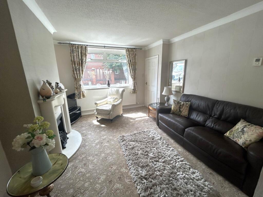 14 Moreton Street, Oldham, OL9 0LP photo 3