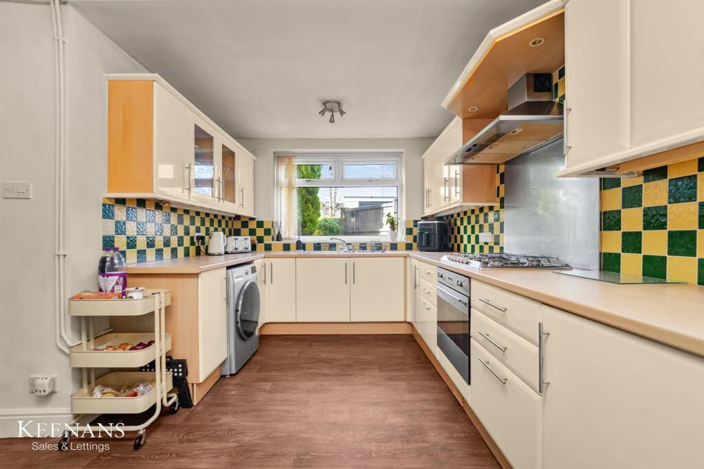Pleckgate Road, Blackburn photo 4