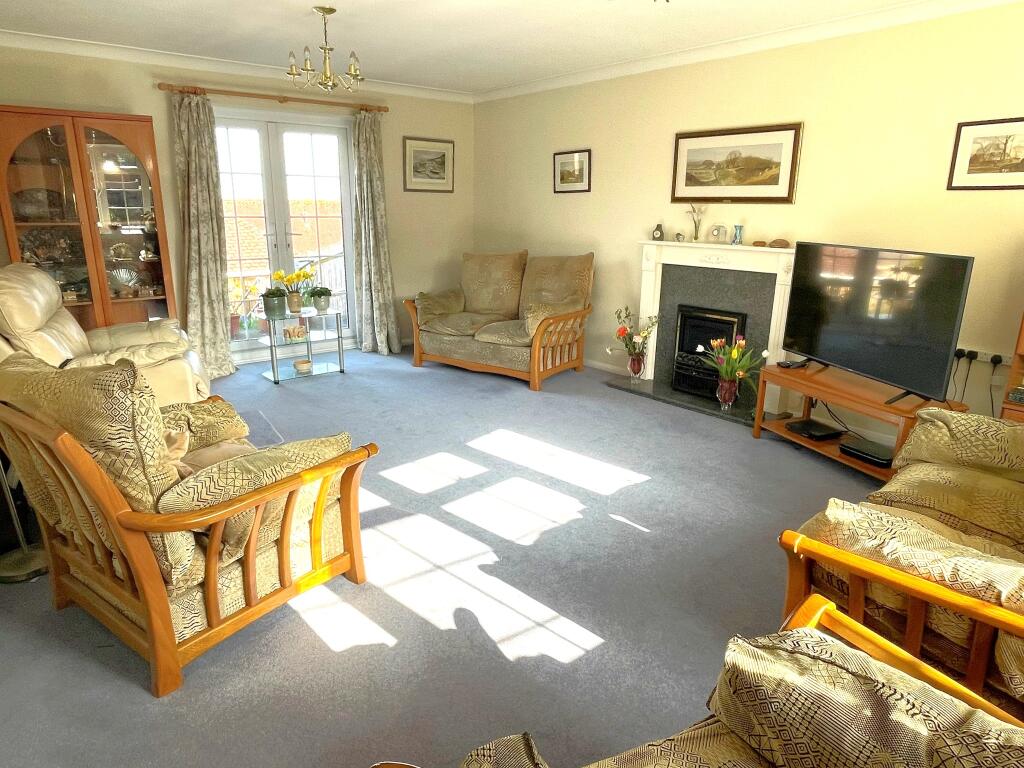 Mountfield, Hythe photo 4