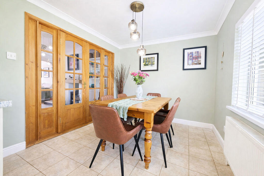 Seymour Road, Lee-On-The-Solent, PO13 - More