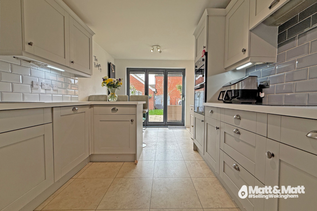 Rosebay, Wokingham, Berkshire - View 2
