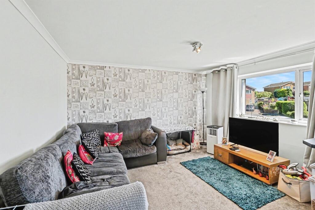Apartment in Northampton, West Northamptonshire - View 3