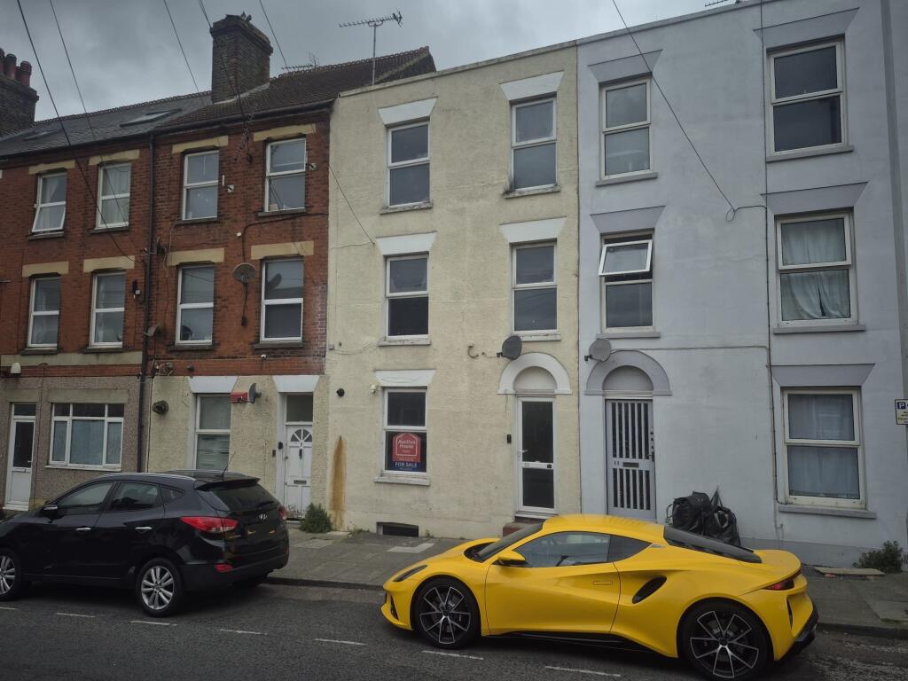 Main image of property: 9 Victoria Road, Margate, Kent CT9 1LN