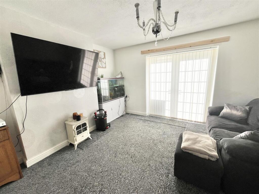Sherwood Road, Rainworth, Mansfield - View 4