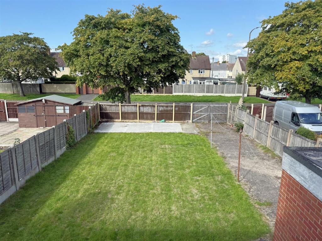 Fairway Green, Bilston photo 2
