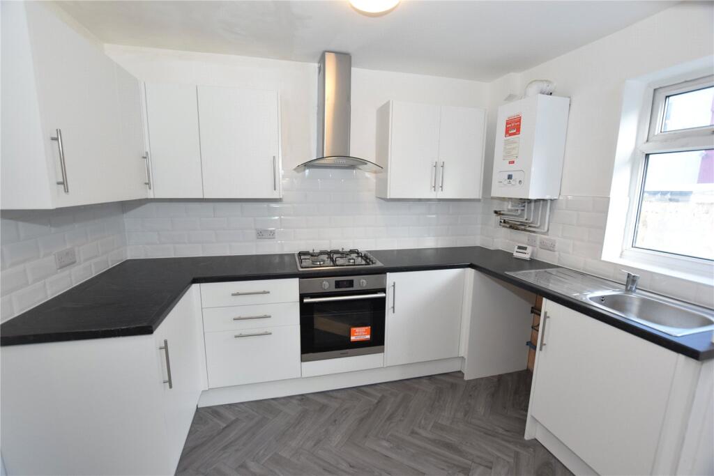 House in Wirral, Liverpool City Region - View 5