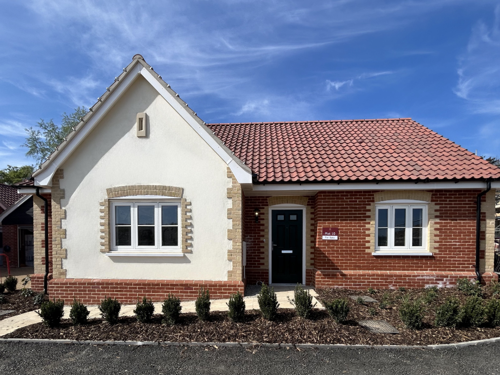 Main image of property: Off Duck Street,
Little Easton,
Dunmow,
CM6 2JE