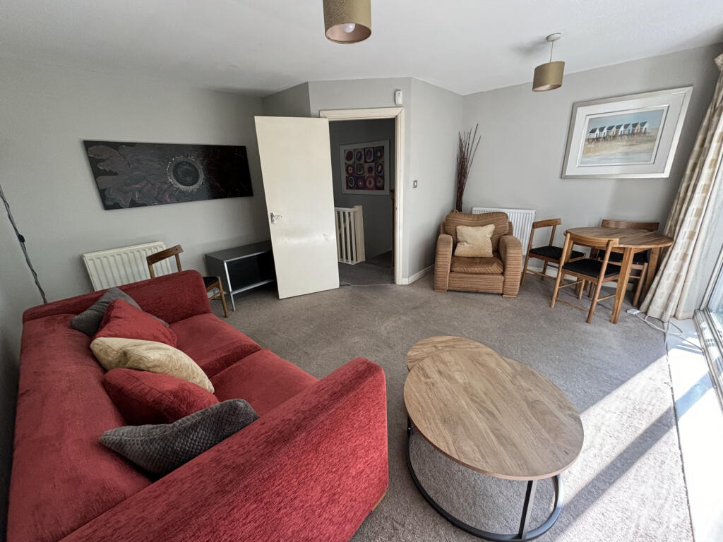 4 bedroom town house for rent