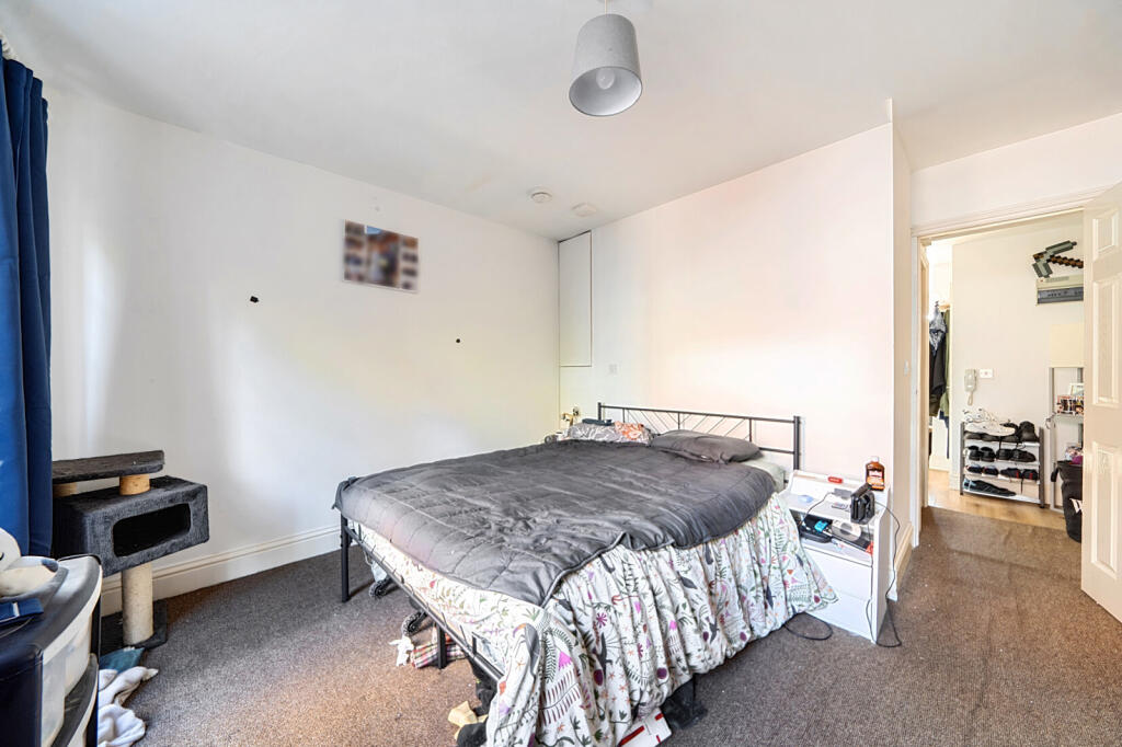 Apartment in Hemel Hempstead - View 4