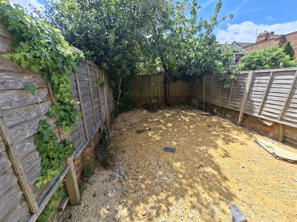 House in Northampton - View 4
