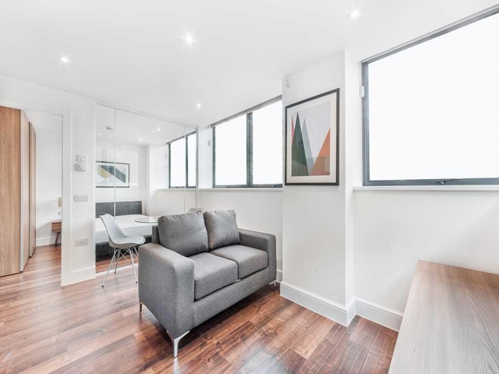 Main image of property: Centre Heights, Finchley Road