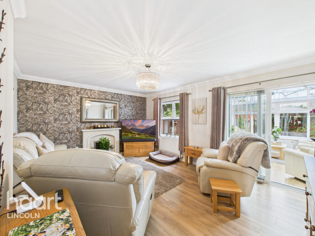 Lotus Court, North Hykeham photo 3