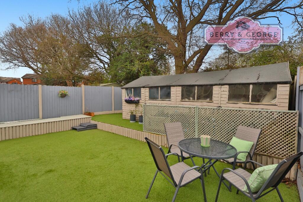 House in Leeswood - More