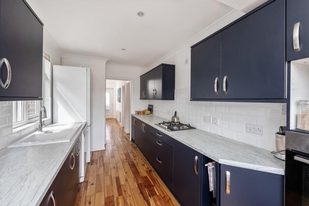 House in Hove, West Blatchington - View 2