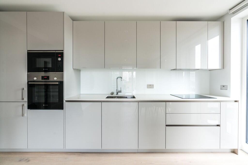 Apartment in London - View 2