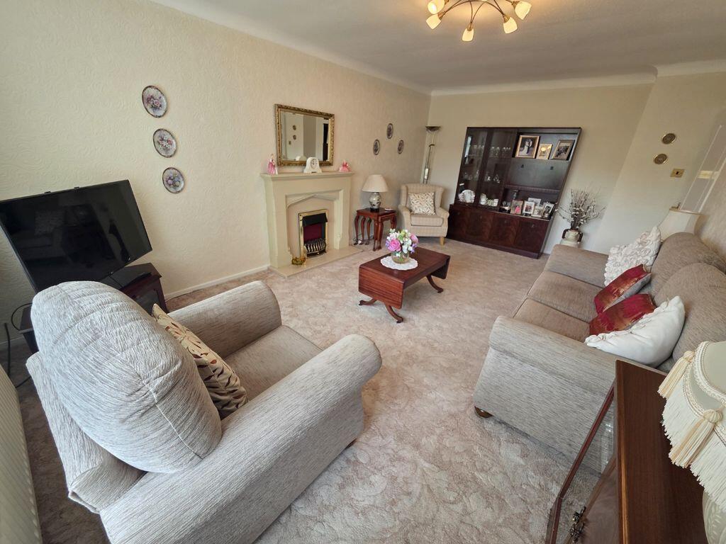 House in Cramlington, Southfield Green - More