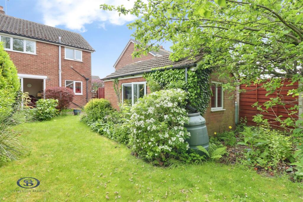 House in Sandbach, Ettiley Heath - View 3