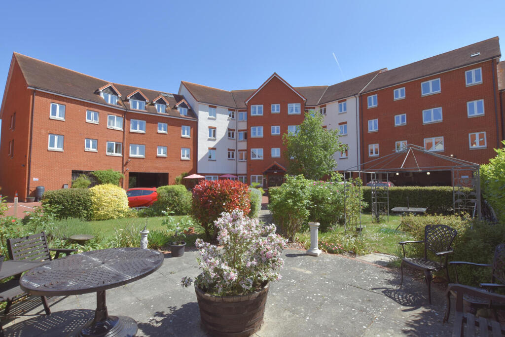 1-bed other on Tylers Ride, South Woodham Ferrers, £95,000