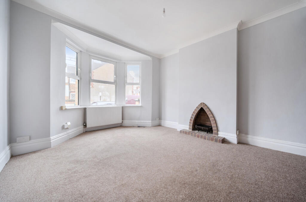 3-bed semi-detached on Leighton Road, Hove, East Sussex, £635,000