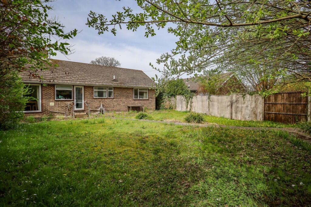 Main image of property: Oak Tree Drive, Liss, Hampshire, GU33