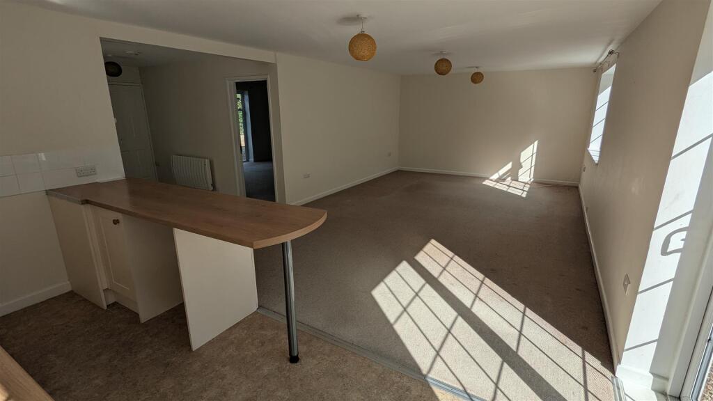 House in Dorchester, Stinsford - View 3