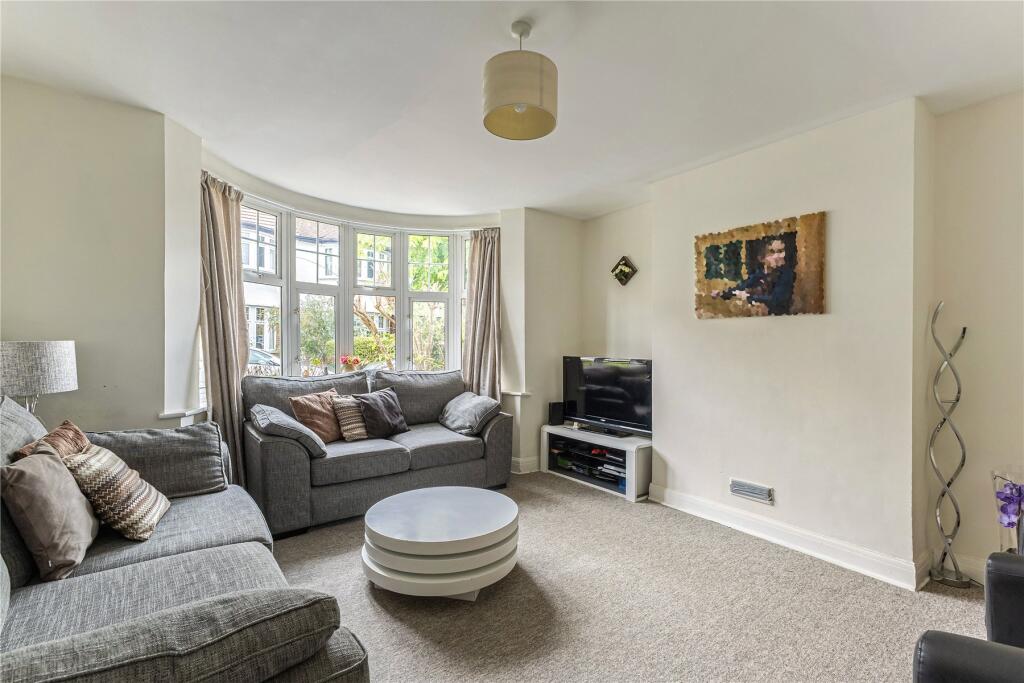 House in London, Mortlake - View 2