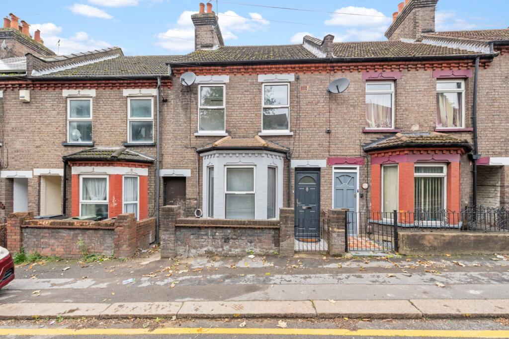 Main image of property: Hitchin Road, Luton