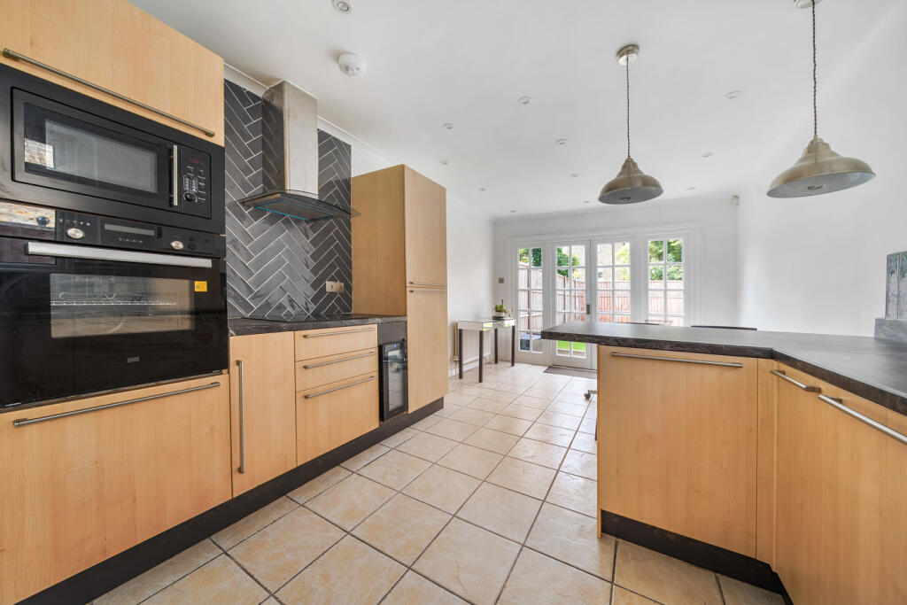 House in London, Honor Oak - View 4