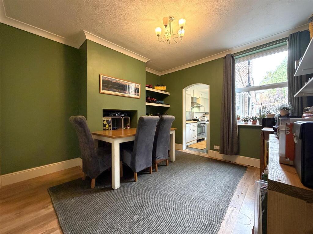 House in Nottingham - View 4