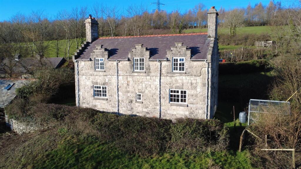 Main image of property: Groesffordd Marli, Abergele