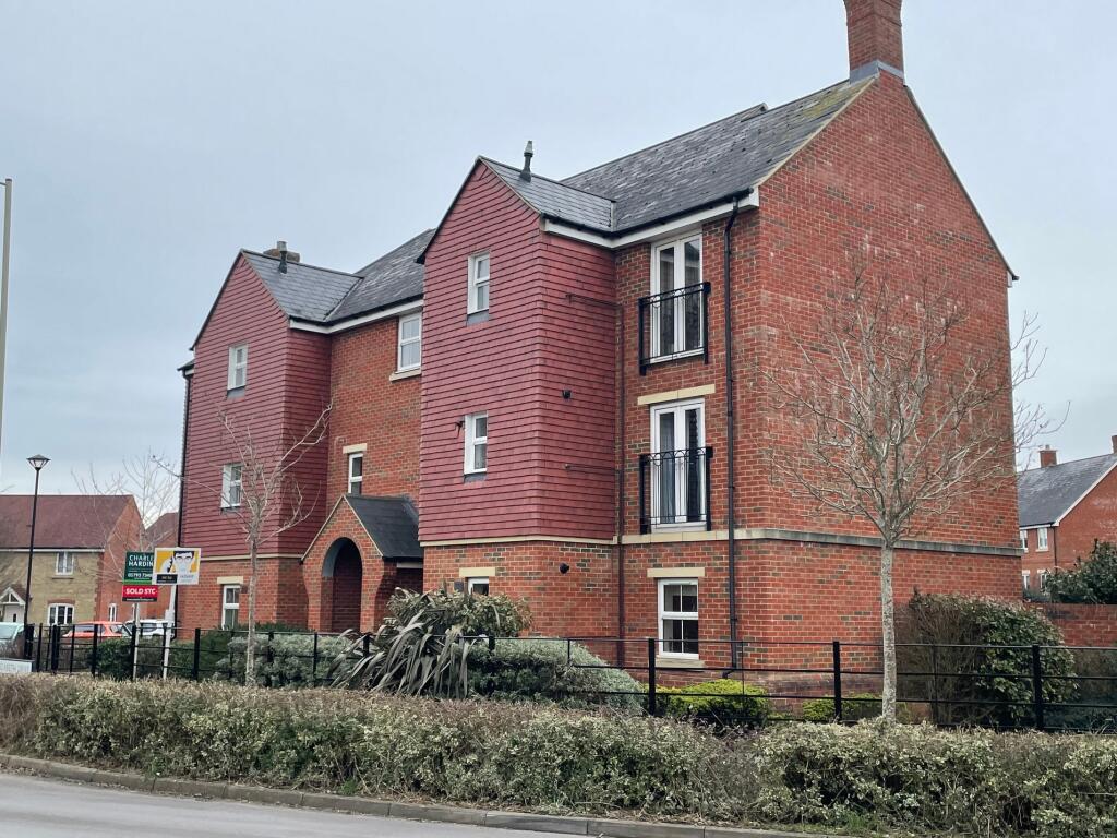 Main image of property: 50 Queen Elizabeth Drive, Swindon, Wiltshire