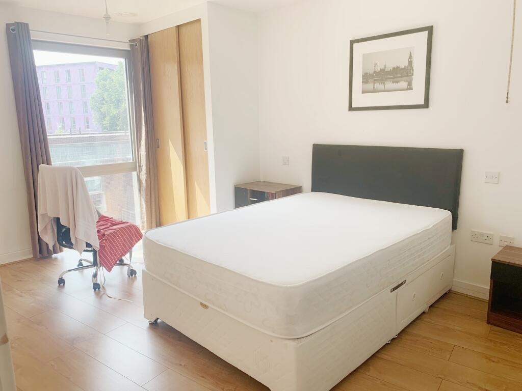 Apartment in London - View 2