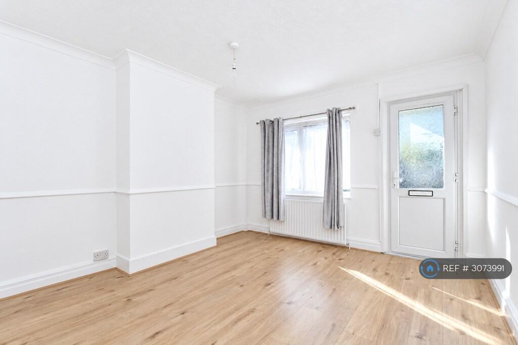 House in Rochester - View 2